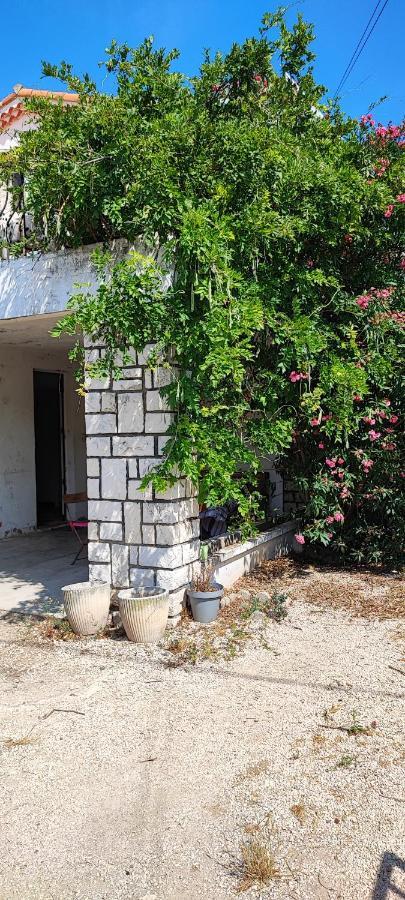 Appartement Chateauneuf Les Martigues Exteriör bild