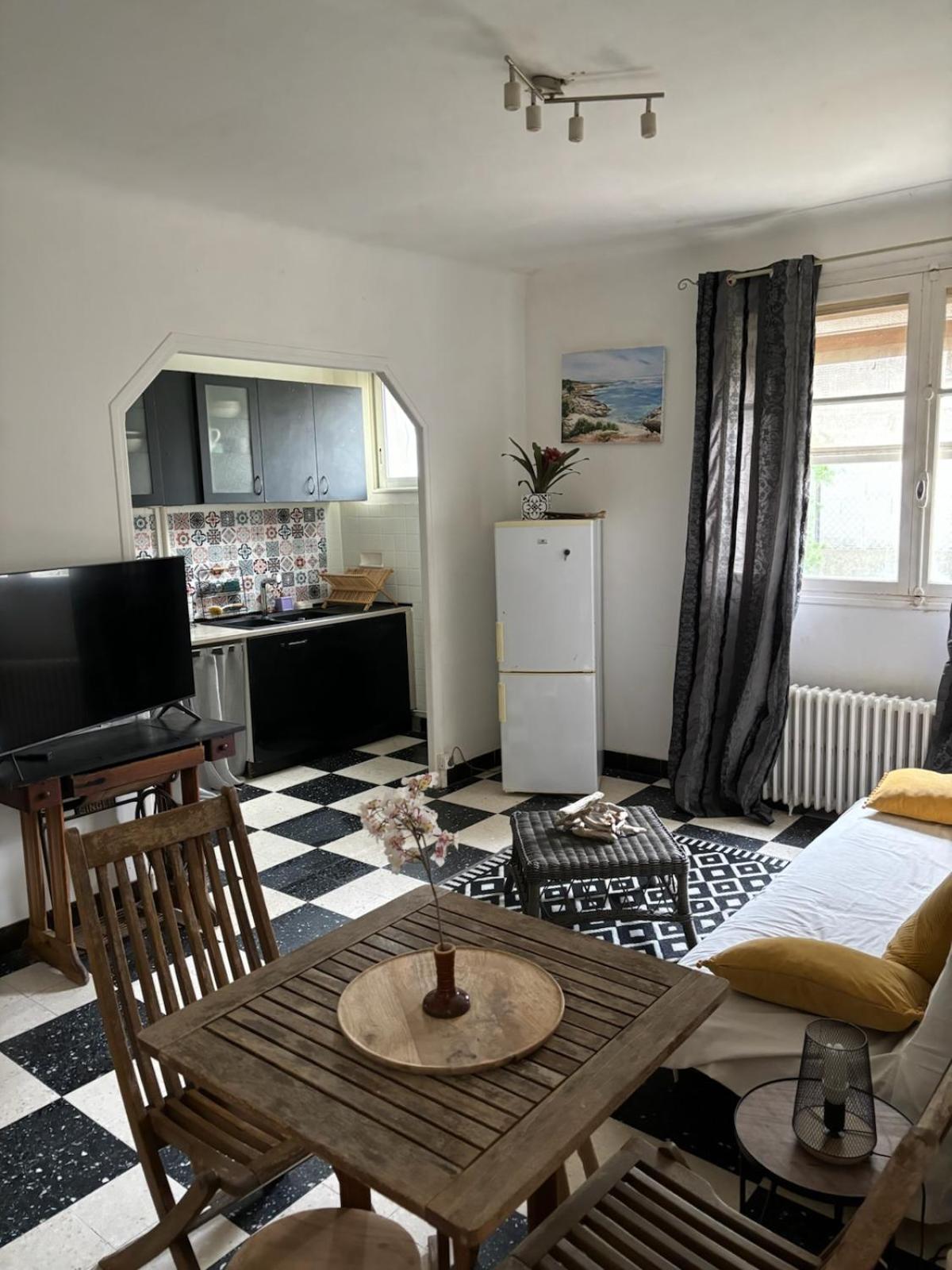 Appartement Chateauneuf Les Martigues Exteriör bild